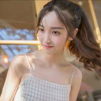 “船票还你 往后的苦和难我一个人渡” 雨一直不停下，不停的