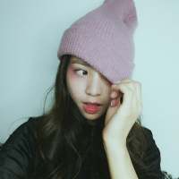 Babe-Aimee 一派纯真，撞上南墙，