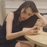翻墙是月下的幽会，警