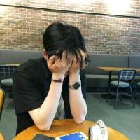 云淡风轻. 分手应该体面。 对一