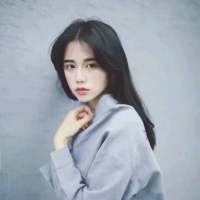 “ 女孩子还是该开阔自己的视野 去减肥 去... 感情这玩意真折磨人。