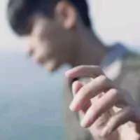 今天的最后一波 世界上有两个我 一个