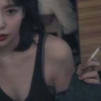 你那么爱笑 还是抵不