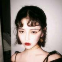 “何为思念？”“日月，星辰，旷野雨落。... 玩累了吧，该散了吧。