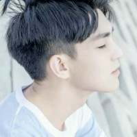 “一个女孩所能发的最大的脾气就是如同哑巴... 这样的决定或许有点感