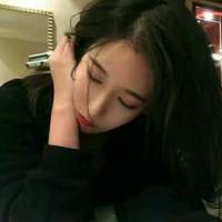 “洗了个稍久点的热水澡 头发吹了半干 拆... 从来没有什么感同身受