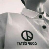 命中注定要遇到的人，是怎么躲都躲不掉的。 离不开的地方 都是监