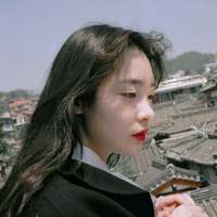 我与时间同流合污。