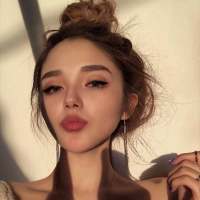 女头，愿喜 能宠你上天也能杀你不
