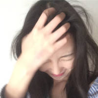 以后，我想从你的窗子里看月亮。 你可愿与我一起溺入深