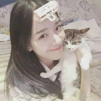 眼泪终究汇不成海洋  人总要自己学会成长 我还喜欢你，一如既往