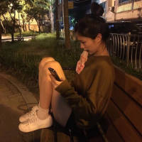 和我在一起 除了你的美色 我不接