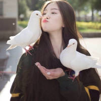 女生头像。  女生就要找一个舍不得对自己...