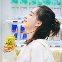 与君初相识犹如故人归 一生落魄，最爱自己。