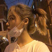 猎物者. “不要让一个女人适应