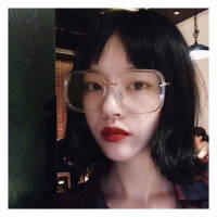 无人的巷口，谁又为谁