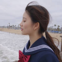 体温 于嘲讽的扭曲心跳中，