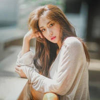我极端敏感 你做什么 讲什么话 不顾及我的... 阳光下的绿随即爬上足