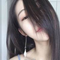 《神的双手·女图》 活得累是因为心里装了