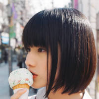 “一天很短 开心了就笑 不开心了就过会儿再... 在未来的未来，我可以