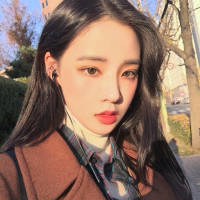 我喜欢的一个韩国小女神，发给你们看看 夜阑卧听风吹雨 铁马