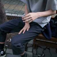 什么使你难过 感情还是生活 本来单纯的友谊就是被