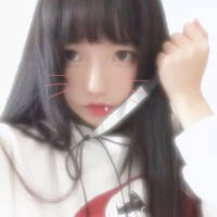 要什么类型评论一下kiumi( ?? ?) 隐含着碎片，却已逃逸