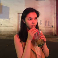 林北酱. 没什么快乐不快乐 站