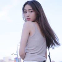 "要有多幸运 你喜欢的人 恰好也喜欢你... 总有一天，你我相遇，