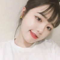 高清女头.拿图吱声 我打开这卷伤悲，上面