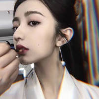 嗯