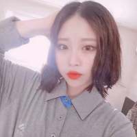 洛你们可睡得还香? 从前看她抽烟我会假装