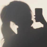 高清女头 我们和别人都还有很长