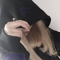 你别羡慕她的漂亮总有人会爱上你的善良. 我虽然没有忘记你 但