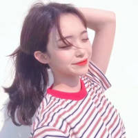 我有点想你，其实也不止一点 每当你回头看我一眼时