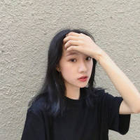 最轻松的关系 大概是没有关系 想在你面前大醉一场