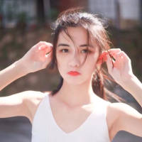 “经不起的 别怪时间” 在在俄的天空用红色粉