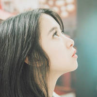 “一天很短 开心了就笑 不开心了就过会儿再... 在未来的未来，我可以