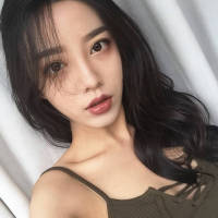 余光是你 余生也是你 该多好啊 将回忆酿成烈酒入喉