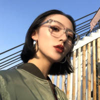 一阵一阵空虚感，使我