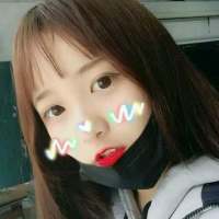 这里兰砸? 放在嘴边的笑，甜美的