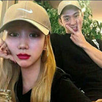 没人和我用拿它有什么用 等爱的人饥肠辘辘 不