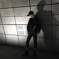 我爱吃屎我腿长两米我爱你只有一个真话 飞船总在夜晚街角等待