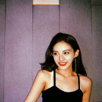“ 女朋友都是越宠越可爱的 ?” 最大的优点是：我很帅