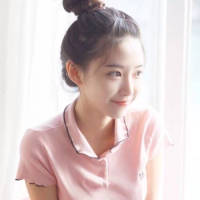 “经不起的 别怪时间” 在在俄的天空用红色粉
