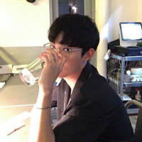 绝望就像死在垃圾堆旁