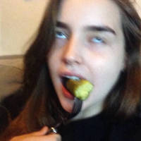 愿有一人心?? 一个懂你泪水的朋友，