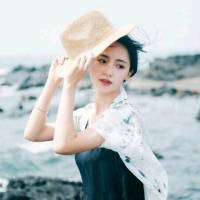 “深交与否随你意。”  ??... 如果伤痕能用创口贴弥