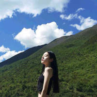 在你的国度里我是天方来客 我笑的多灿烂我哭的就