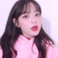； 转身，泪早已倾城。